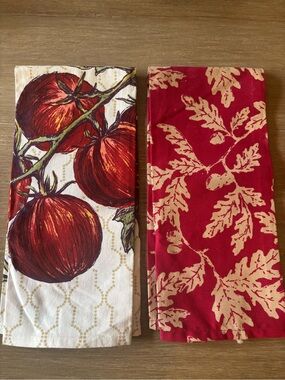 Threshold Red and Cream Botanical Cotton Kitchen Towels - Home Accents